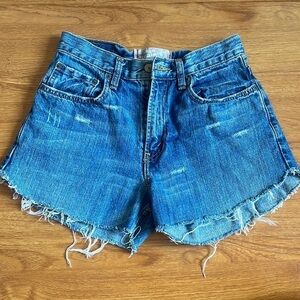Levi’s 569 loose straight jean shorts size 14​​​​​​​​